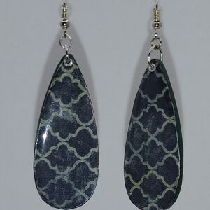 Teardrop green vintage theme designed earrings, handmade, hypoallergenic